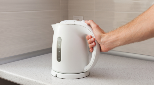 Nếu không lạm dụng thì mức tiêu hao điện của ấm siêu tốc là không đáng kể