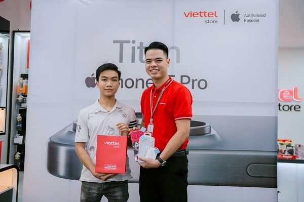 Nhân viên tư vấn tại Viettel Store đều được đào tạo bài bản