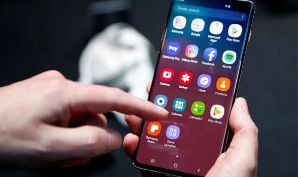 Nhấn biểu tượng ứng dụng trong danh sách ứng dụng để mở lại