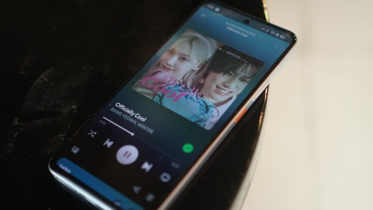 Cận cảnh realme 14 5G