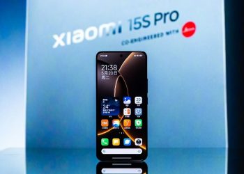 Cận cảnh Xiaomi 15s Pro