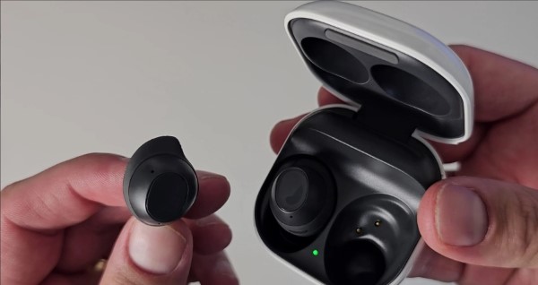 Buds FE có thời lượng pin lên tới tới 8.5 giờ liên tục