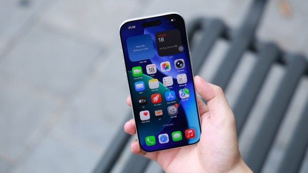 Các điểm ảnh OLED bị quá tải do để độ sáng màn hình ở mức cao liên tục