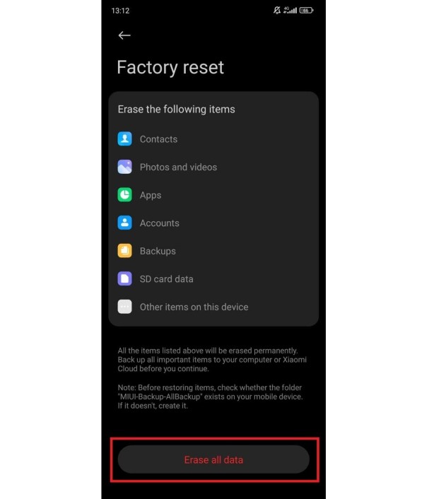 Chọn Xóa tất cả dữ liệu (Erase all data)