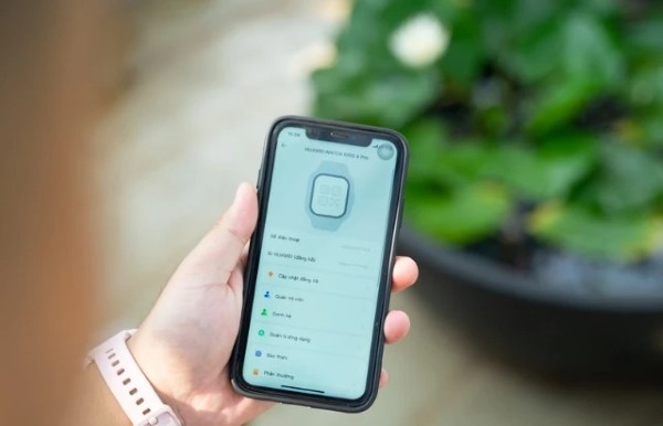 Tạo tài khoản và đăng nhập vào ứng dụng Huawei FamCare