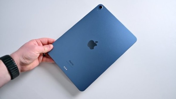 iPad Air 5 thiết kế tối giản nhưng hiện đại