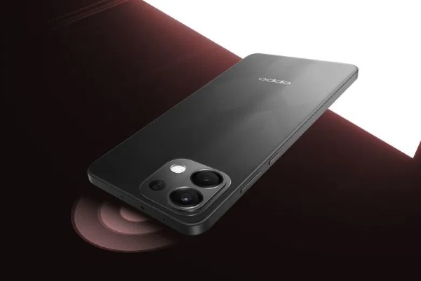 Cụm camera sau của OPPO K13 gồm camera chính 50 MP