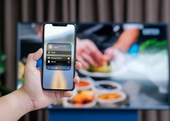 cách phản chiếu màn hình iPhone lên Tivi