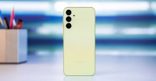 Samsung Galaxy A25 5G mang ngôn ngữ thiết kế “Key Island”