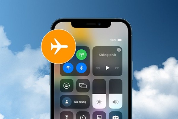 Bật chế độ máy bay hoặc tắt nguồn điện thoại hoàn toàn
