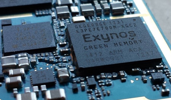 Dòng chip Exynos ra mắt lần đầu tiên vào năm 2010 với model Exynos 3 Single