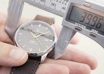 cổ tay nhỏ nên đeo đồng hồ gì