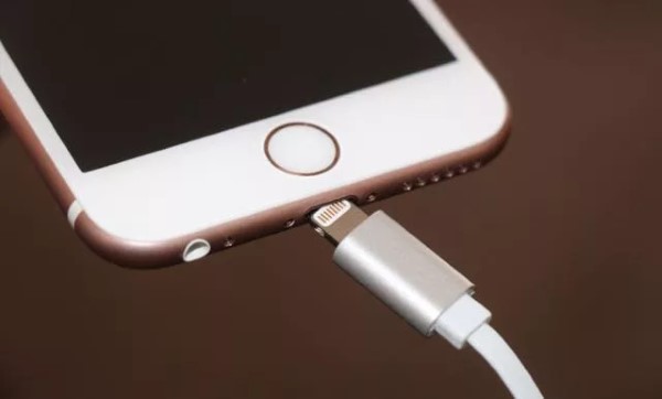 Một số nguyên nhân thường gặp khiến việc sạc pin kéo dài