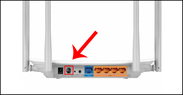 Nhấn tắt nguồn router trong khoảng 60 giây bật lại