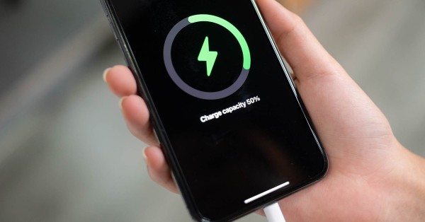 Những mẹo giúp sạc pin điện thoại một cách an toàn và hiệu quả