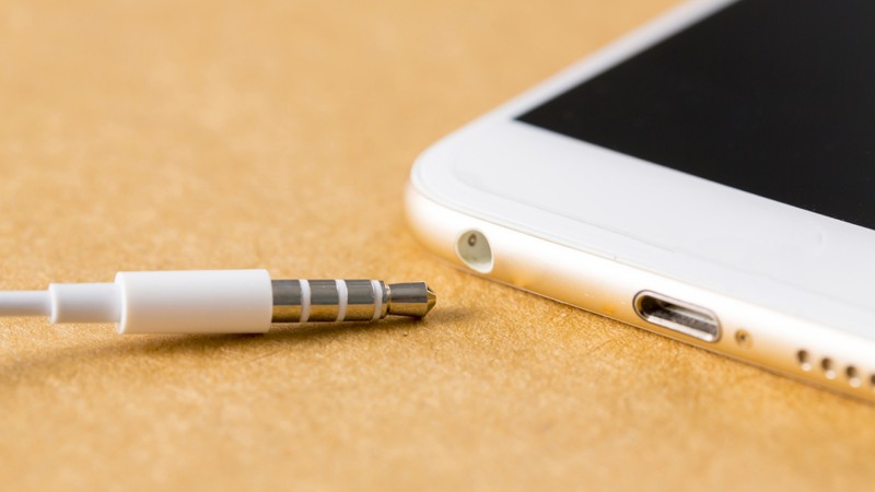 Tai nghe 3.5 sử dụng chuẩn kết nối jack cắm 3.5mm