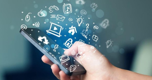 Các thiết bị thông minh có khả năng xử lý thông tin số nhanh chóng