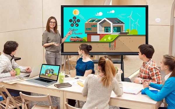 Học sinh, sinh viên có thể tiếp cận kho tri thức toàn cầu thông qua thiết bị số