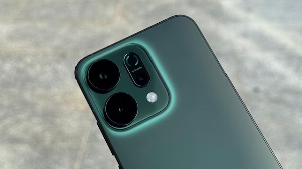 OPPO Reno14 nổi bật với camera telephoto 50MP hỗ trợ zoom quang học 3.5x