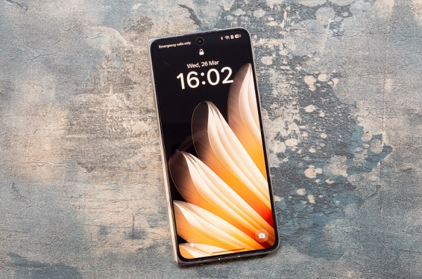 Find N5 sử dụng chip Snapdragon 8 Elite biến thể CPU 7 nhân