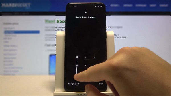 Sử dụng hình vẽ này để mở khóa màn hình điện thoại nhanh chóng