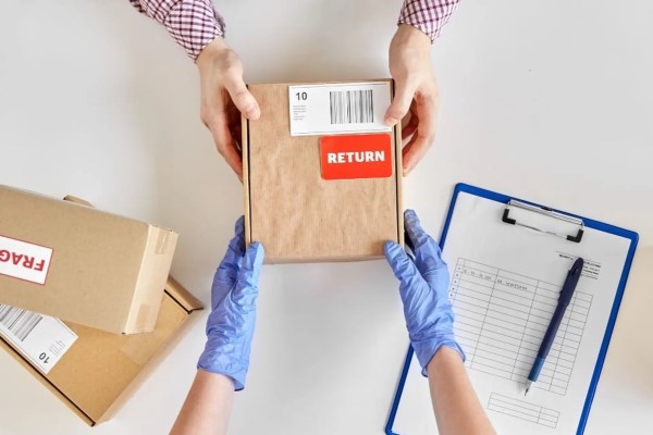 Từ chối nhận hàng khi giao để Shipper chuyển hàng hoàn lại cho shop