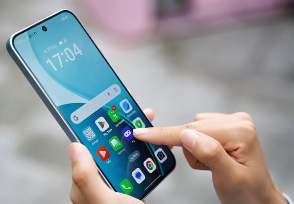 Màn hình tái hiện hình ảnh sắc nét, sống động cùng màu sắc rực rỡ