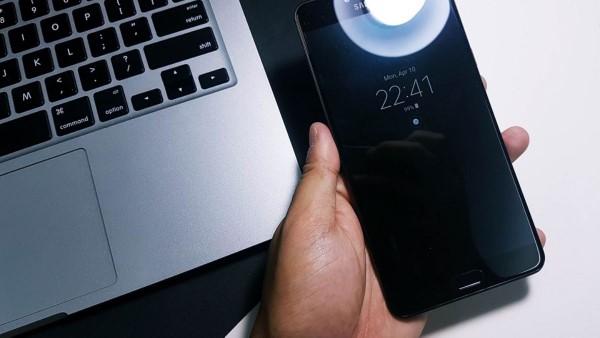 Hãy thử tắt – mở điện thoại vài lần để kiểm tra độ ổn định của máy