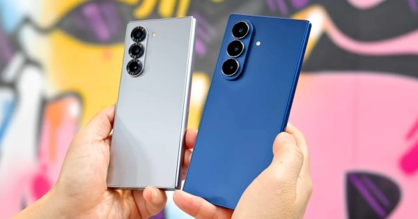 Galaxy Z Fold 7 và Z Fold 6 đều trang bị pin 4400mAh và sạc nhanh