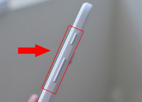 Nhấn giữ tổ hợp phím Home + Tăng âm lượng + Nguồn