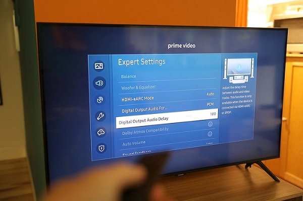 Lỗi trễ âm thanh trên TV là gì?