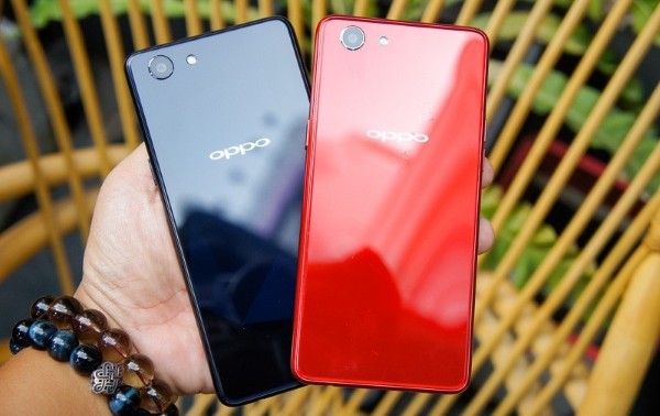 OPPO F7