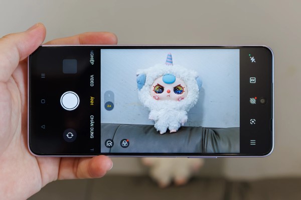 OPPO A5i Pro có cụm camera sau với cảm biến chính 50MP