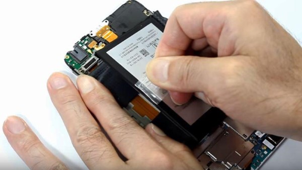 Hãy mang điện thoại OPPO đến các trung tâm sửa chữa chính hãng