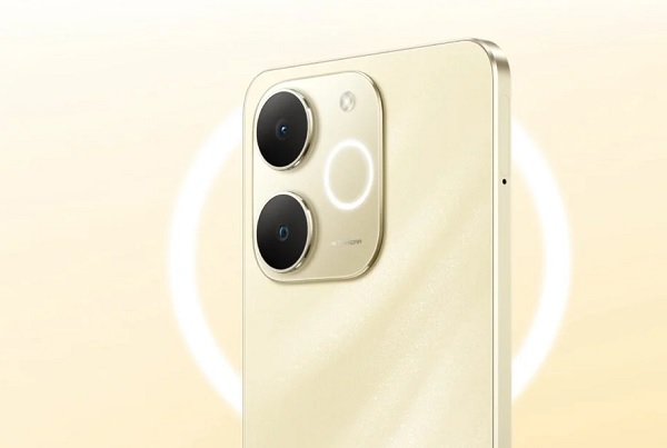 Cụm camera sau cảm biến chính 13MP và đèn Pulse Light