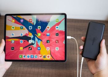sạc dự phòng của nhật​