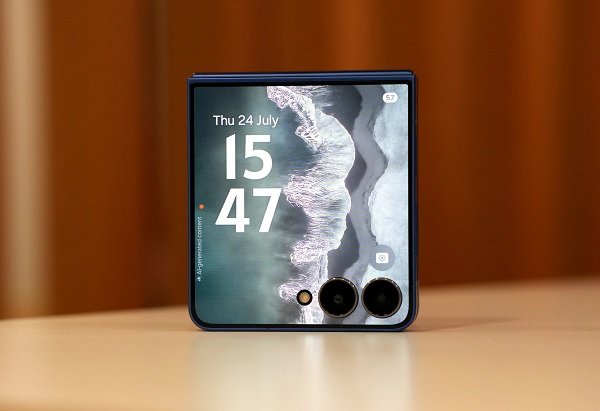 Samsung Galaxy Z Flip7 có mấy SIM?