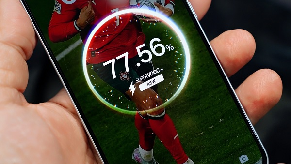 OPPO Reno14 F 5G với viên pin 6.000 mAh