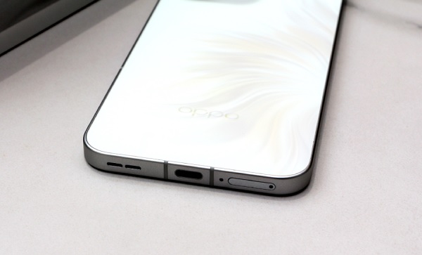 OPPO Reno14 được trang bị viên pin khủng với dung lượng lên tới 6.000mAh