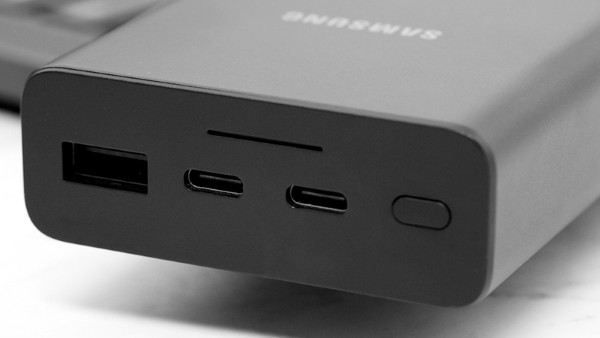 Lỗi do chân USB bị lỏng, cong vênh hoặc đứt mạch bên trong