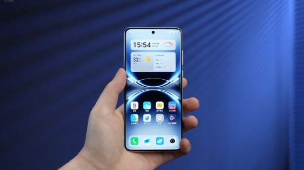 Xiaomi 15 Ultra và vivo X200 Ultra sử dụng tấm nền OLED LTPO QHD+, tần số quét 1-120Hz