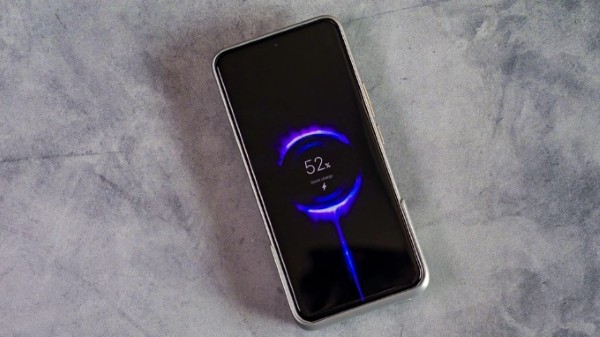 Xiaomi 15 Ultra được cải thiện đáng kể với dung lượng pin 6000mAh