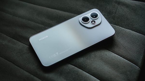 HONOR 400 có màu sắc sang trọng