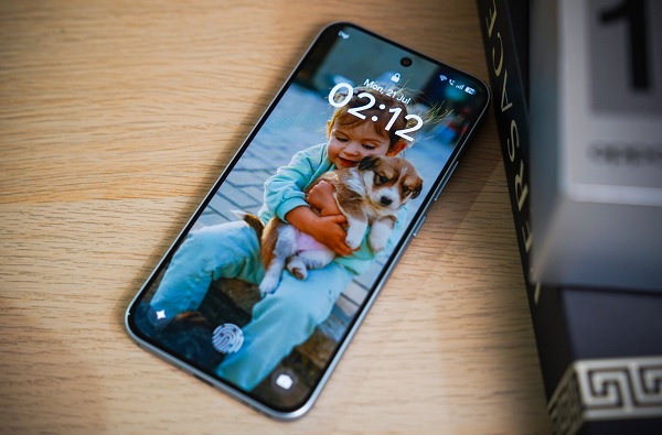 OPPO Reno14 F 5G sở hữu màn hình sống động