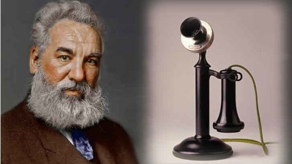 Alexander Graham Bell là người đầu tiên phát minh ra điện thoại 