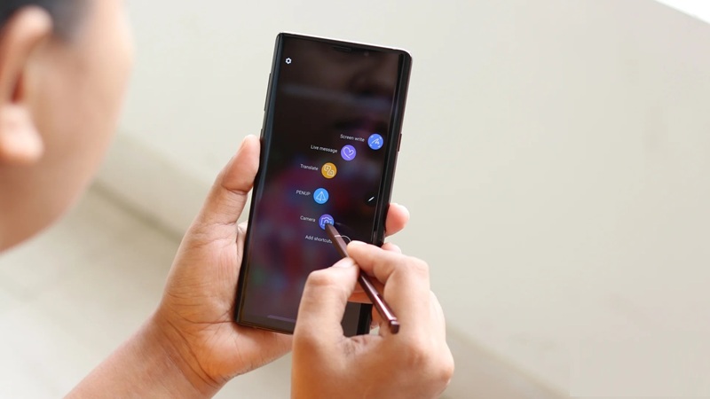 Air Command là menu thông minh hiển thị khi rút bút S Pen khỏi khe cắm