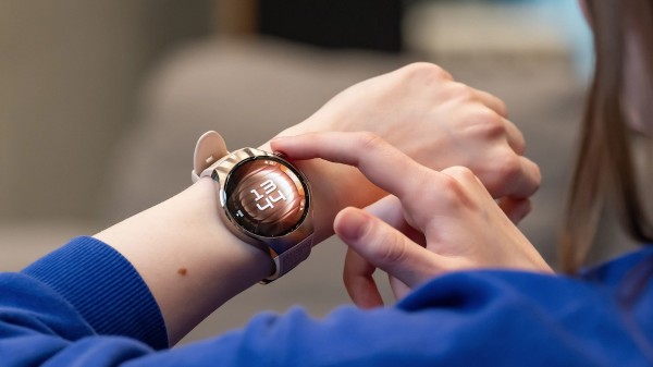 Huawei Watch 5 42mm Dây Composite (Khung thép 904L)