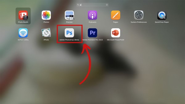 Mở Adobe Photoshop