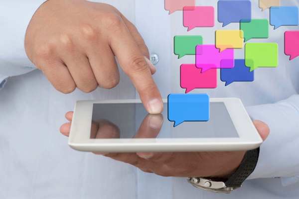 gửi tin nhắn hàng loạt trên iphone