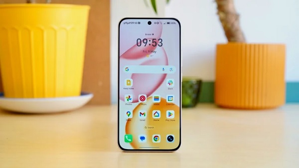 Màn hình siêu nét, độ sáng siêu cao